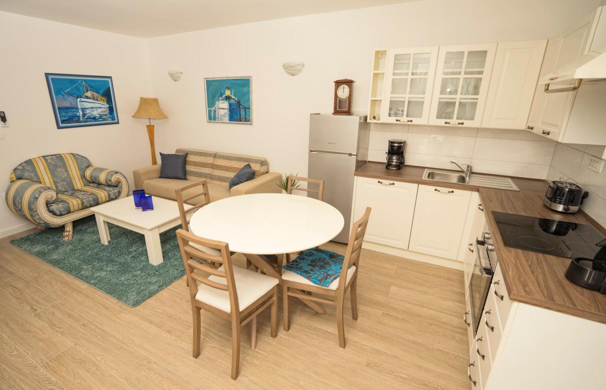 Riviera Blue Apartments With Seaview, Private Whirlpools And Parking Near Opatija Opric Eksteriør billede